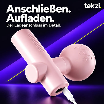 Ladeanschluss am rosa Mini-Massagegerät mit angeschlossenem Kabel im TEKZI-Design